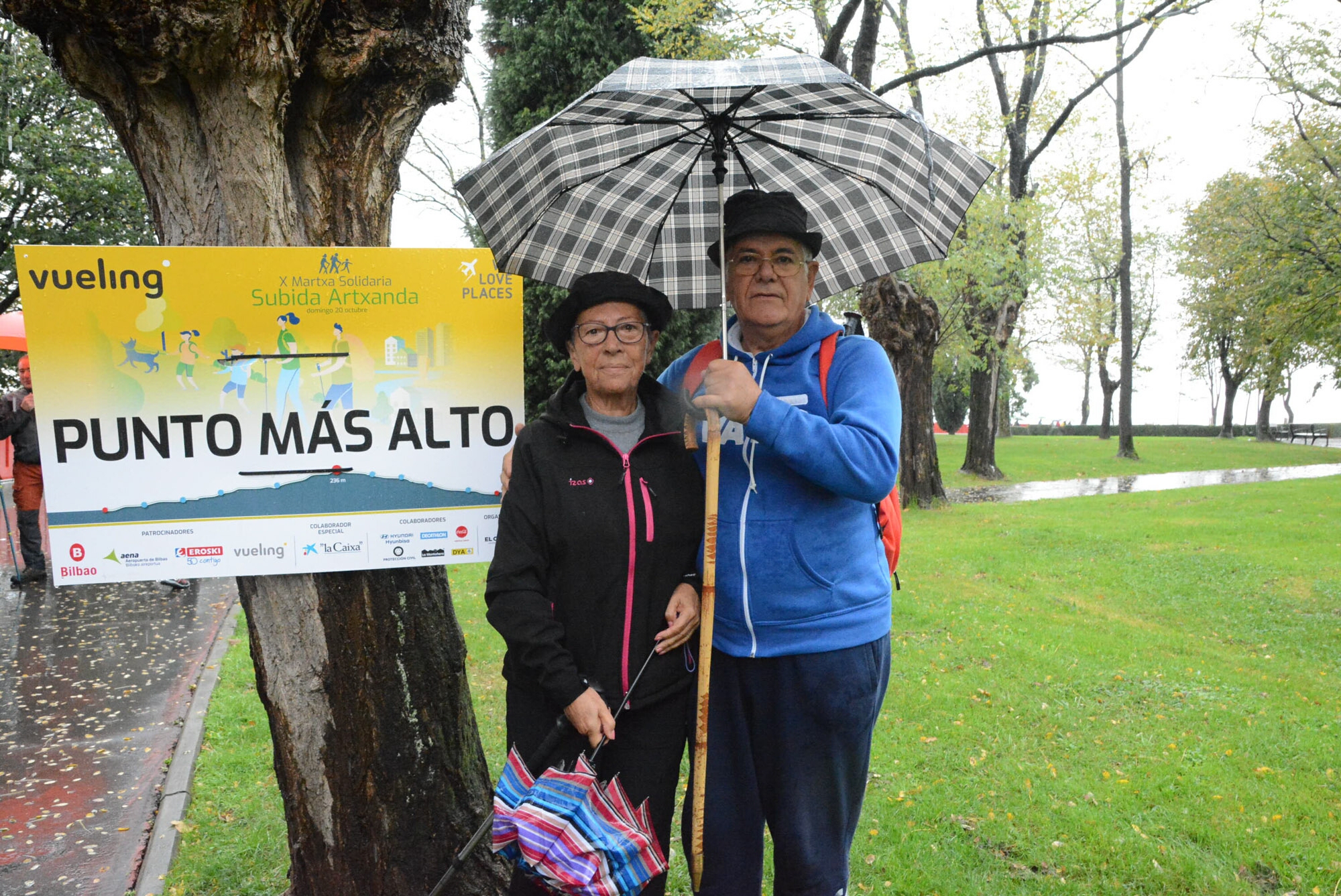Foto 16 de la avituallamiento y mirador - Galería de la Subida a Artxanda 2019